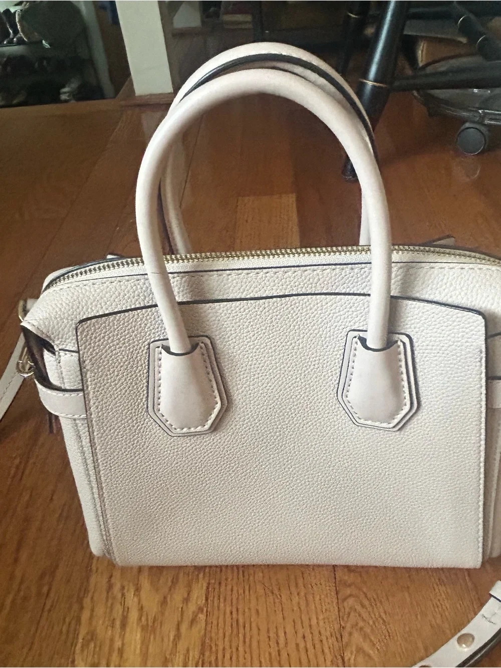 Michael Kors Mercer Medium Crossbody Bag Soft Pink Saffiano Pebbled Leather